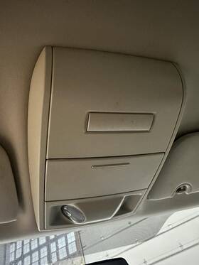 Volkswagen 7b0863345adw1 Used Front Upper Center Console Fits 2010 Routan Roof Gr