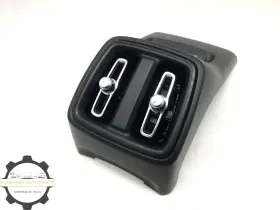31469030 Volvo 2019-2025 Xc40 Center Console Back Rear Cover Panel Air Vent With Usb-c Port