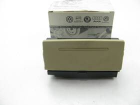 Vw Audi 4b0857406b8c1 New Genuine Right Rear Ashtray Ash Tray Oem 05-06 A6 Beige