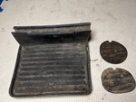 2002 Ford Explorer 4 Dr Center Console Storage Area And Cup Holder Mats/inserts Used. Price: $39.00.
