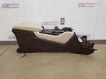 2020 Toyota Highlander Xle Front Center Complete Floor Console Tan Used. Price: $212.50.