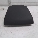 2018 Rover Discovery Center Console Armrest Black Leather Oem Used. Price: $149.95.