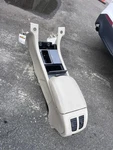 2013-2019 Ford Taurus Front Center Floor Console Assembly Tan W/o Shifter Oem Used. Price: $258.99.