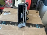 2016 Gmc Sierra 1500 Center Left Air Vent Or Right Hand Outer 20943683 Used. Price: $41.50.