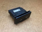 2018 Jeep Wrangler Gladiator Cherokee Center Console Usb Media Hub 68271567AB Used. Price: $50.00.