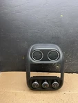 2011 To 2017 Jeep Patriot Dash Climate Temperature Control Radio Bezel Y7876 Dg Used. Price: $39.99.