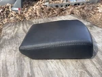 2005-2010 Jeep Grand Cherokee Commander Center Console Lid Cover Armrest Oem Used. Price: $70.00.