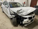 Roof Mounted Overhead Console Bmw 320I 328D 328I 2014 1459850 Used. Price: $120.00.
