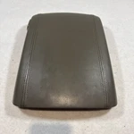 03-06 Gmc Yukon Denali Center Console Lid Leather Gray Oem Used. Price: $37.40.