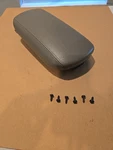 2014-2018 Kia Forte Sliding Center Console Armrest Gray Leather Oem Used. Price: $45.00.