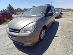 Console Front Sunroof With Power Liftgate Fits 04-05 Sienna 12125675 Used. Price: $84.02.