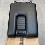 Toyota Tundra Crew Max SR5 14-21 Black Leather Console Armrest Lid Genuine Oe Used. Price: $390.00.