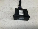 2016 Fiat 500 Pop Dash Usb Port Control Module Oem Used. Price: $37.39.