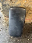 2014-2017 Jeep Grand Cherokee Frontfloor Console (lid Armrest Only) Used. Price: $115.00.