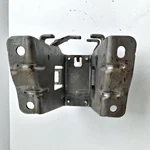 2010-2016 Mini Countryman R60 Front Center Armrest Base Bracket 9803684 Used. Price: $133.17.