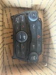 Dodge Challenger Climate Ac Radio Control 2015-2018, 5PG702XCAD Used. Price: $60.00.