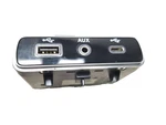 2021 Alfa Romeo Giulia Dual Usb-c Adapter Auxiliary Jack Port Oem Used. Price: $80.00.