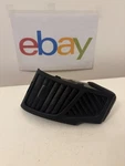 Bmw Series 2011 E82 Os Drivers Right Dashboard Vent - 51607059188 Used. Price: $33.58.