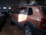 Tucson 2007 Glove Box 2139620 Used. Price: $100.00.