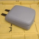 2004-2007 Volvo S40 Center Console Light Gray Leather Armrest Lid Cover Oem Used. Price: $72.00.