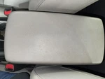 17 Hyundai Elantra Front Console Lid/armrest Only Gray Sedan Used. Price: $104.40.