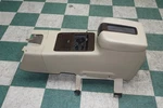 Dmg 07-14 Gm Suv Cashmere Tan Front Floor Full Center Console Leather Trim Used. Price: $246.99.