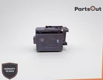 2008-2017 Volkswagen Cc Ignition Switch Oem 3C0905843 Used. Price: $79.19.