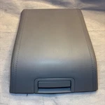 07-2014 Lincoln Navigator Tan Leather Front Center Console Lid Armrest Used. Price: $45.00.