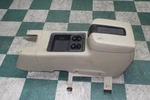 Dmg 07-14 Gm Suv Cashmere Leather Armrest Floor Center Console Lid Used. Price: $242.24.