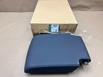 New 2017-2020 Land Rover Discovery L462 Front Center Console Armrest Black Oem Used. Price: $449.00.