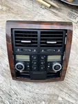 2008 04-08 Vw Touareg Climate Control A/c Heat 7L6819203 V10 Tdi Diesel Used. Price: $100.00.